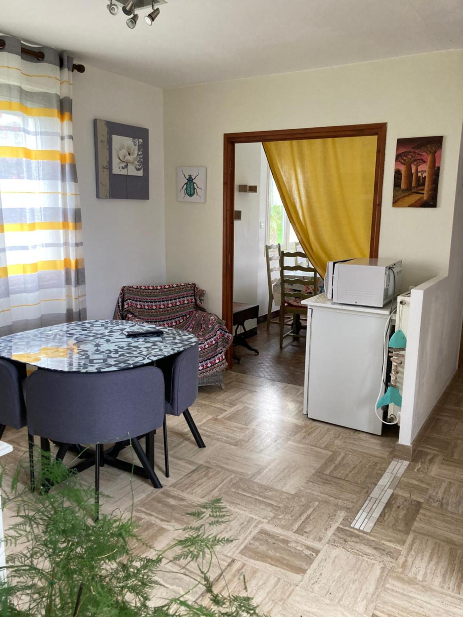 Loue Chambre Chez L Habitant Acces A La Cuisine A 10 Mn Des Plages Ploeven Exterior photo